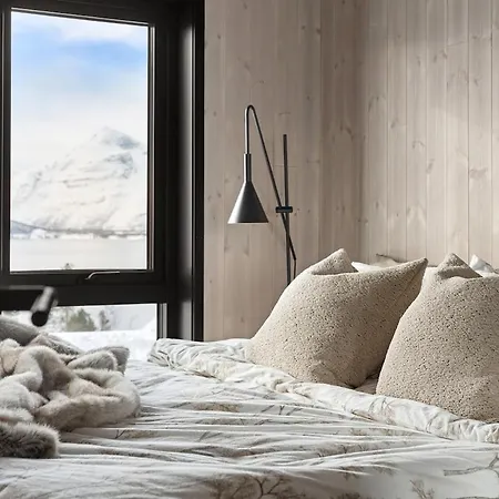 In Stunning Surroundings * Kjerrvika