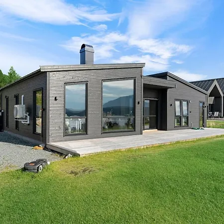 펜션 In Stunning Surroundings *